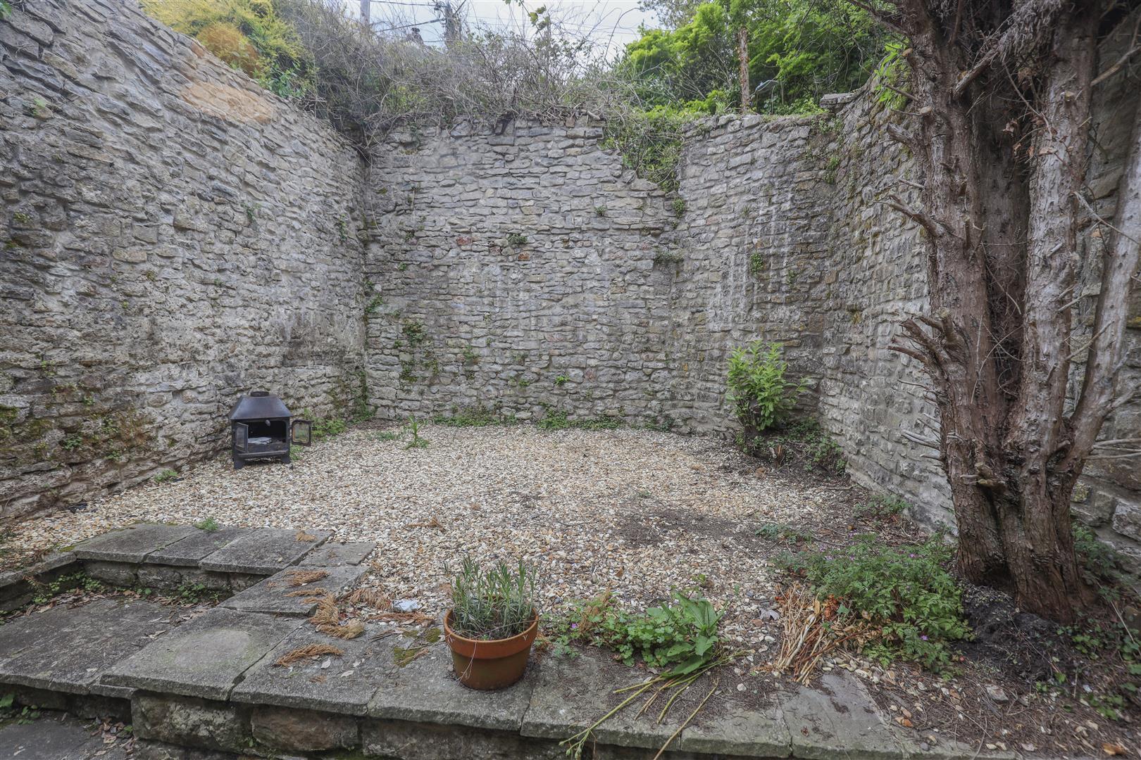 The Old Barn, Llandough, Nr Cowbridge, Vale Of Glamorgan, CF71 7LR